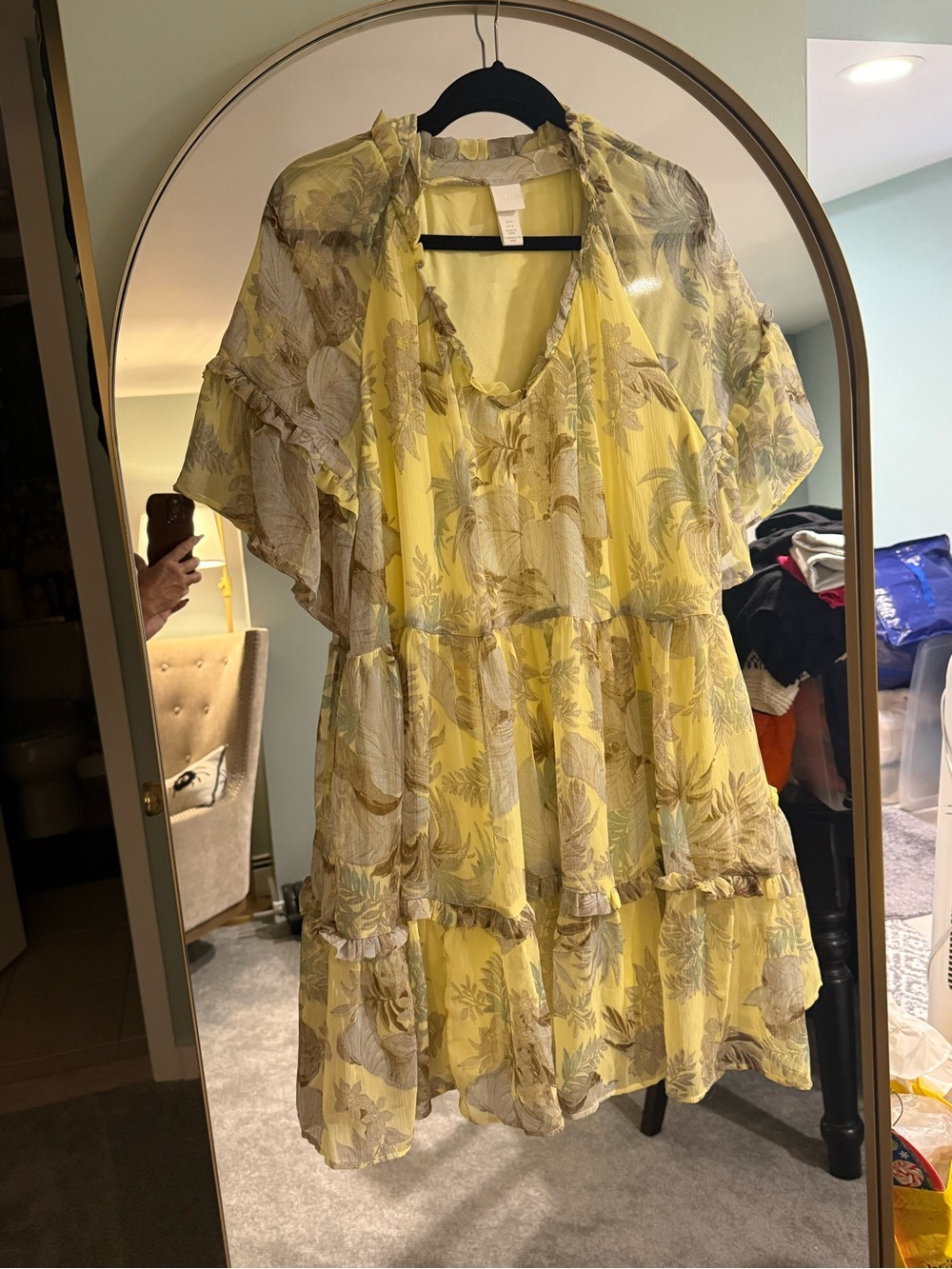 H&M Chiffon Yellow Floral Tiered V-Neck Mini Dress. Lined.